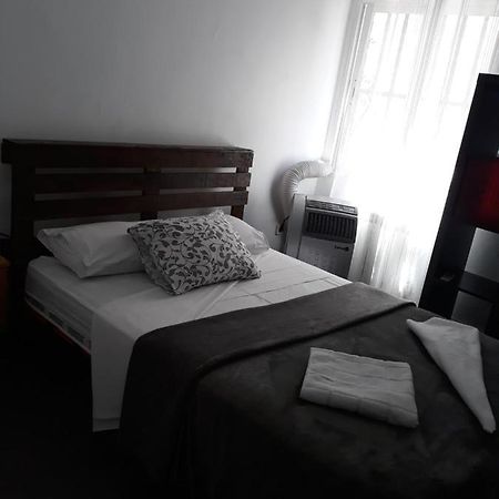 Mombuey 19 Bed & Breakfast Madrid Bilik gambar